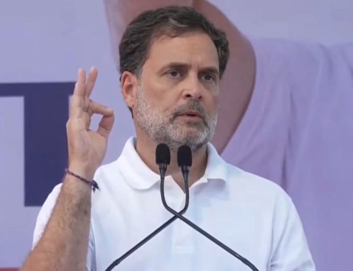 "लिख कर ले लो" नारे के साथ राहुल गांधी का नया राजनीतिक दांव, प्रधानमंत्री मोदी और भाजपा को दी सीधी चुनौती