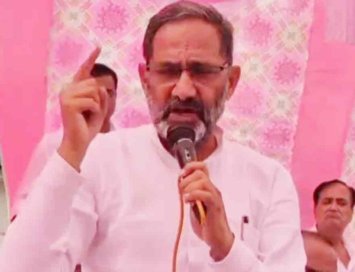 'मुहावरे के नाम पर अपमान' बर्दाश्त नहीं- भाजपा नेताओं ने साधा निशाना, राजकुमार भाटी ने वीडियो क्लिप को बताया साजिश और मांगी माफी, मामला दर्ज