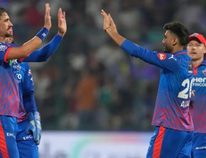 दिल्ली कैपिटल्स के खिलाफ मिली करारी शिकस्त के बाद भड़के राजस्थान रॉयल्स के कप्तान रियान पराग, टीम के लचर प्रदर्शन पर जताई कड़ी नाराजगी।