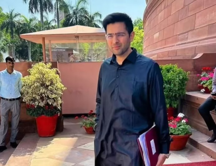 राजनीतिक आलोचना और पर्सनैलिटी राइट्स में अंतर: दिल्ली हाई कोर्ट ने राघव चड्ढा की याचिका पर सुनाया बड़ा फैसला।