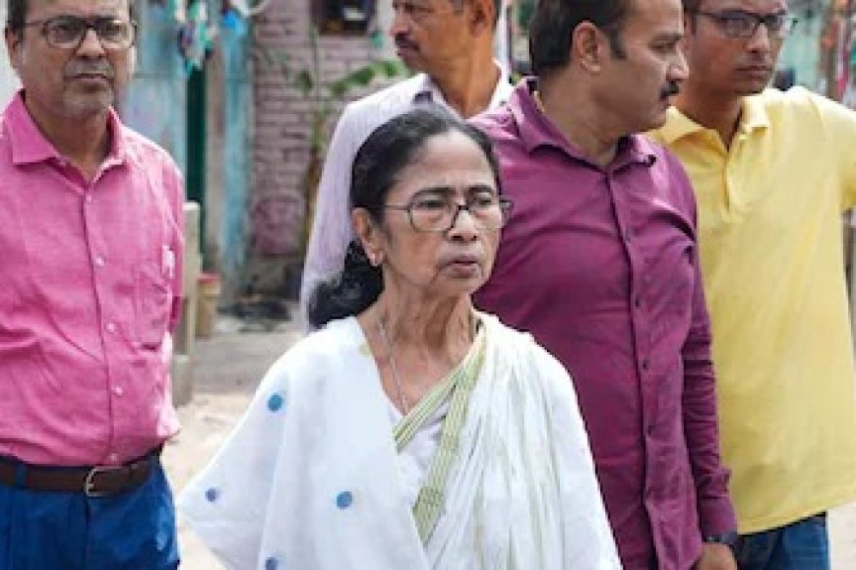 हार के बाद TMC विधायकों की सामूहिक गैरहाजिरी से उपजे गंभीर सवाल, 80 में से सिर्फ 19 से 20 विधायक ही पहुंचे कोलकाता।