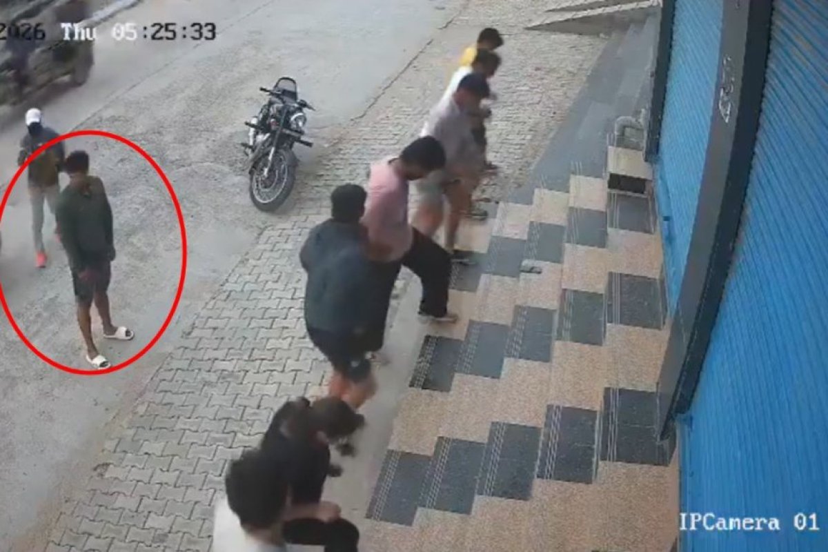 हरियाणा के हांसी में दिल दहला देने वाली वारदात, बाइक सवार बदमाशों ने जिम ट्रेनर पर अंधाधुंध फायरिंग कर उतारा मौत के घाट।