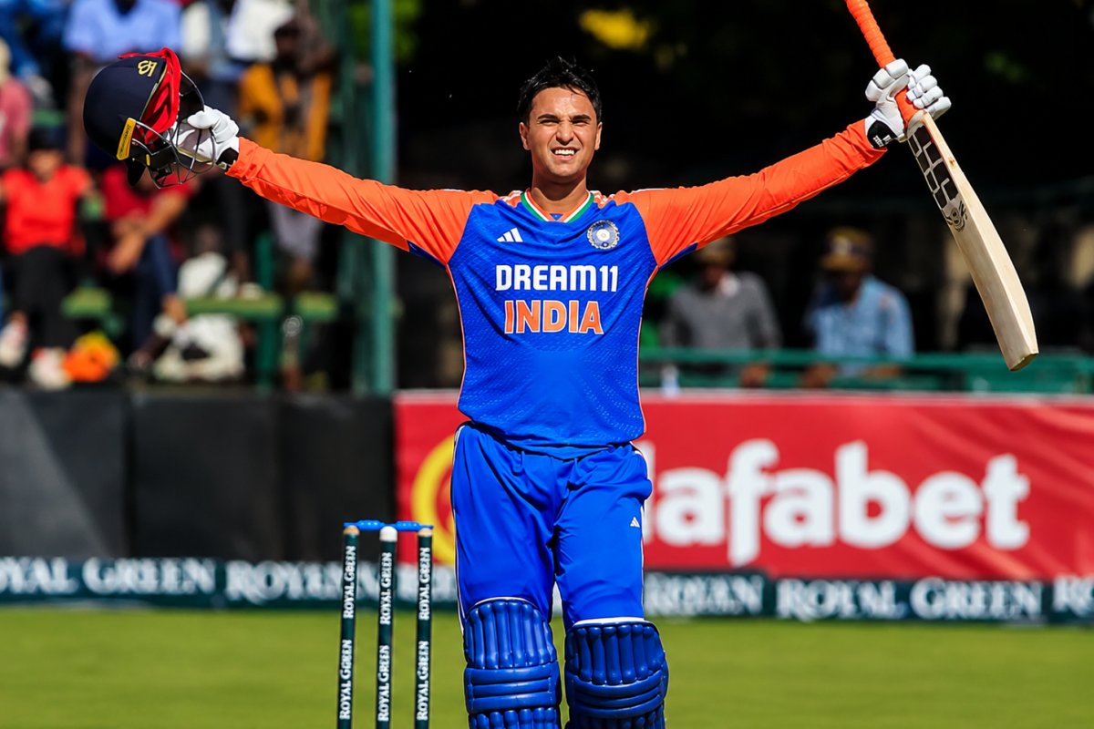 Abhishek Sharma 49 Runs: 50 रन बनाकर भी रिकॉर्ड में दर्ज हुए सिर्फ 49, जानें क्यों छिना अभिषेक शर्मा का अर्धशतक