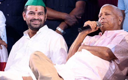 पार्टी फंड के ₹20 लाख, आईपैड और सोने की चेन गायब! तेज प्रताप यादव के सरकारी बंगले में हुई चोरी, पीए पर लगा गंभीर आरोप