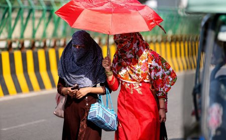 UP Weather Alert: यूपी में आज 30 जिलों में बारिश और तेज हवाओं का अलर्ट, 29 जून से मानसून मचाएगा धमाल