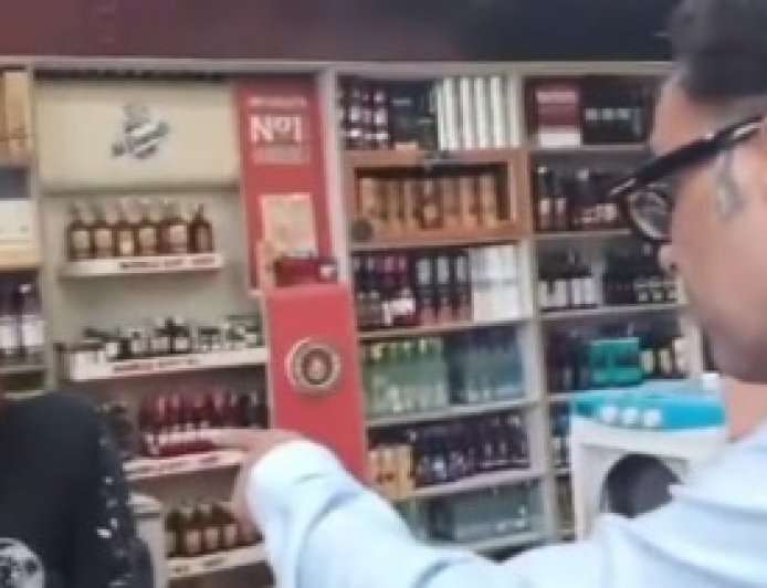 ‘चुन्नू-मुन्नू अफसर नहीं हूं मैं’, गुरुग्राम के शराब ठेके पर डीटीपी का वीडियो वायरल, सरकारी रसूख और बदसलूकी पर मचा भारी बवाल