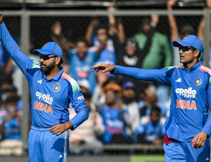 रोहित शर्मा बना सकते हैं ऐतिहासिक रिकॉर्ड, वीरेंद्र सहवाग को पछाड़कर ओपनिंग में नंबर-1 भारतीय बनने के बेहद करीब