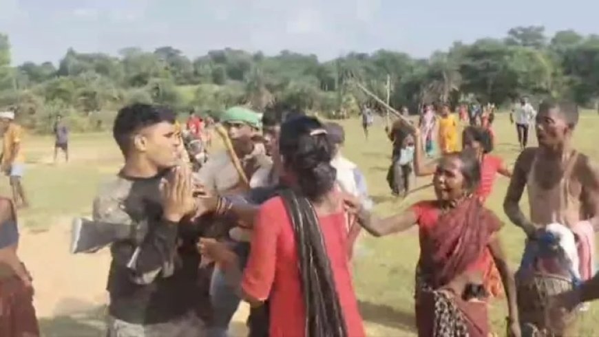 जमुई में छात्रा की मौत के बाद भड़का स्थानीय लोगों का भारी आक्रोश, गुरुवार को सैकड़ों की संख्या में ग्रामीणों ने खैरा थाना का किया घेराव।