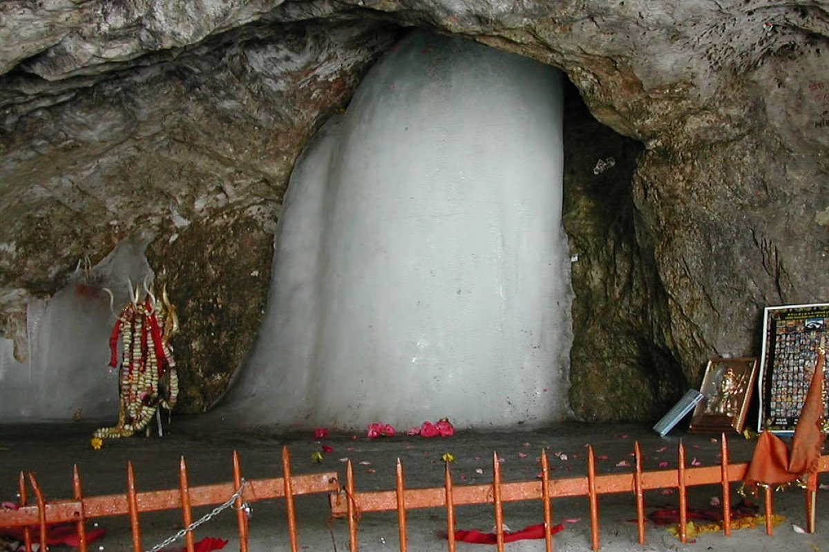 Amarnath Yatra Resumes: अमरनाथ यात्रा छह दिन बाद फिर शुरू, जम्मू से बालटाल मार्ग के लिए रवाना हुआ श्रद्धालुओं का जत्था