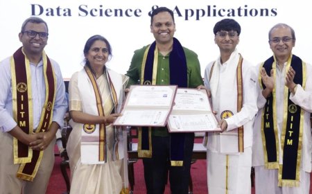 IIT Madras Convocation: आईआईटी मद्रास में मां-बेटे ने एक साथ ली डिग्री, 45 वर्षीय जिगीषा और 21 साल के आदित्य की अनूठी कहानी