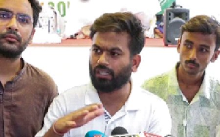 Maharashtra MPSC TET Paper Leak: अभिजीत दिपके का राज्य सरकार पर बड़ा हमला, कहा- शिक्षा व्यवस्था की किसी को परवाह नहीं