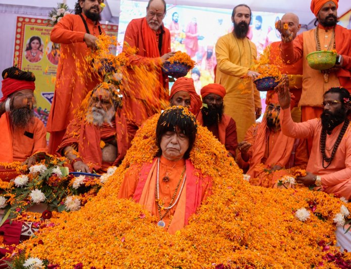 Sanatan Dharma in Japan: हरिद्वार में निरंजनी अखाड़े के महामंडलेश्वर बनेंगे जापान के छह संत, सनातन का बढ़ेगा मान
