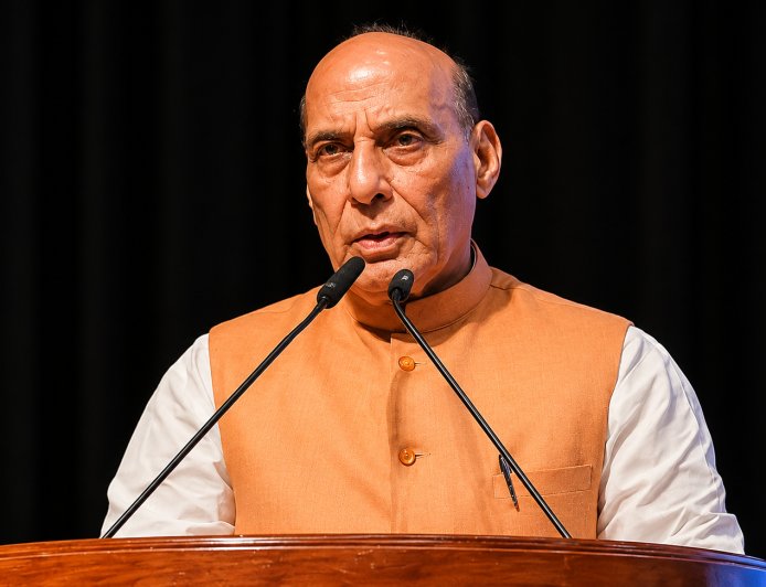 Rajnath Singh Statement: पत्रकारिता में सबसे पहले नहीं, सबसे सही खबर देना जरूरी: रक्षा मंत्री राजनाथ सिंह