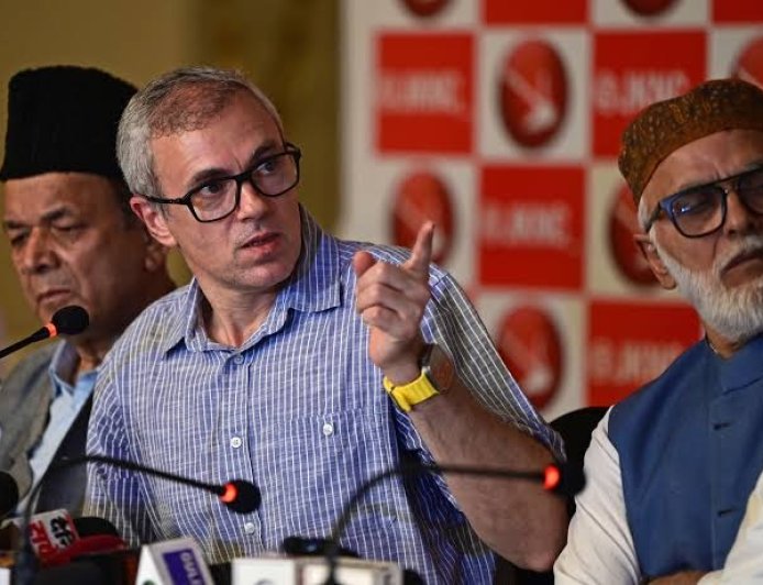Omar Abdullah Allegations: उमर अब्दुल्ला का भाजपा पर बड़ा आरोप, कहा- NC विधायक को दिया 30 करोड़ और मंत्री पद का ऑफर