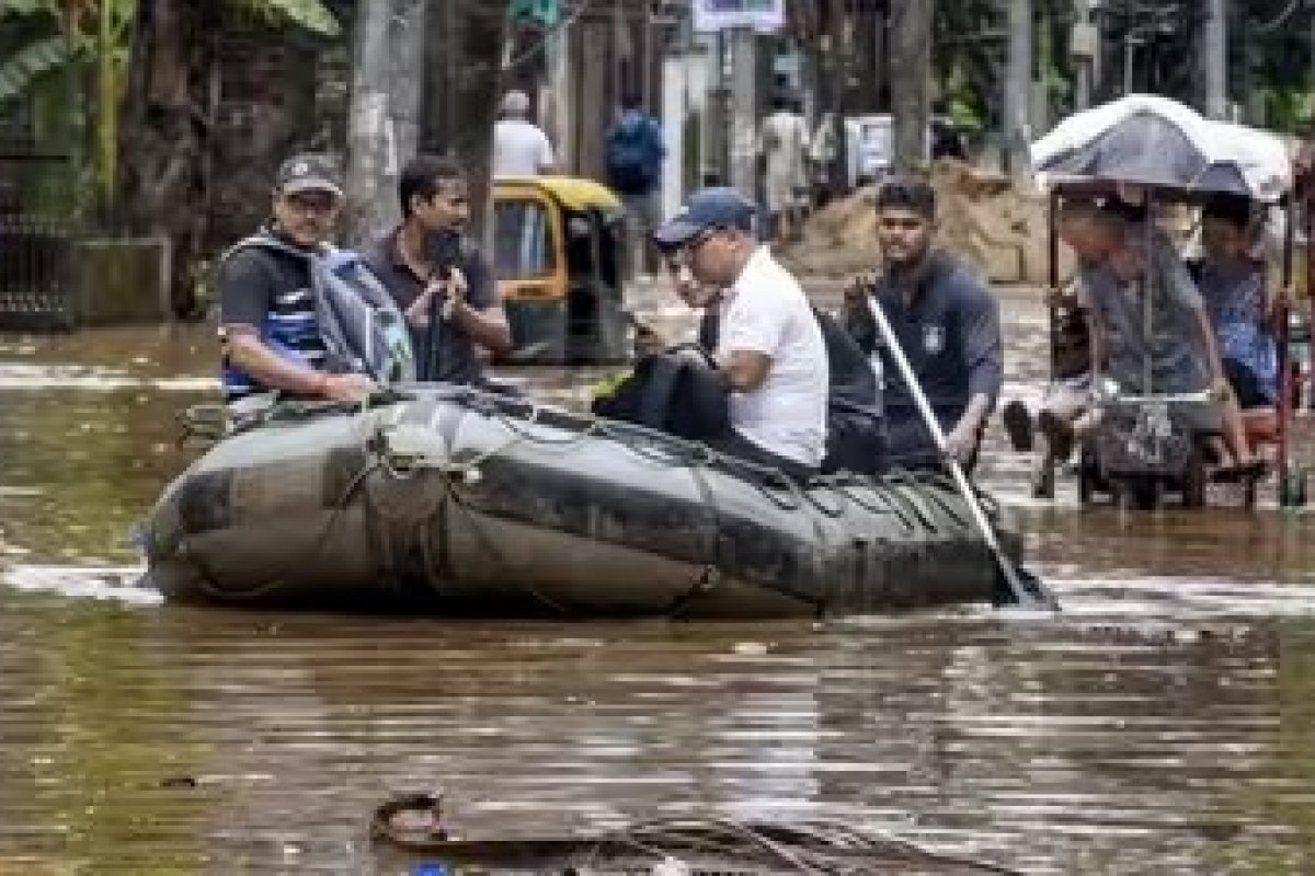 Assam Flood Death Toll Crosses 100: असम में मूसलाधार बारिश और बाढ़ से स्थिति विकराल, 100 से अधिक लोगों की मौत