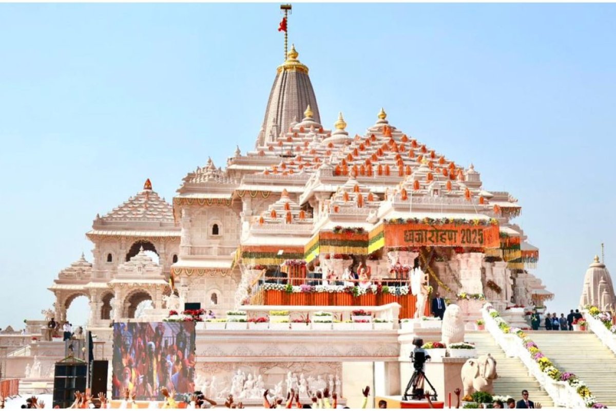 Ayodhya Ram Mandir CEO Interview: पूर्व IAS-IPS समेत 16 दावेदार रेस में, तीन नामों का पैनल तैयार, जानिए कौन संभालेगा जिम्मेदारी