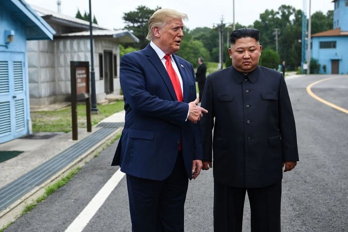 Donald Trump Kim Jong Un: ट्रंप ने शेयर की किम जोंग उन संग पुरानी तस्वीर, बोले- हमारे रिश्ते आज भी बेहतरीन और मजबूत