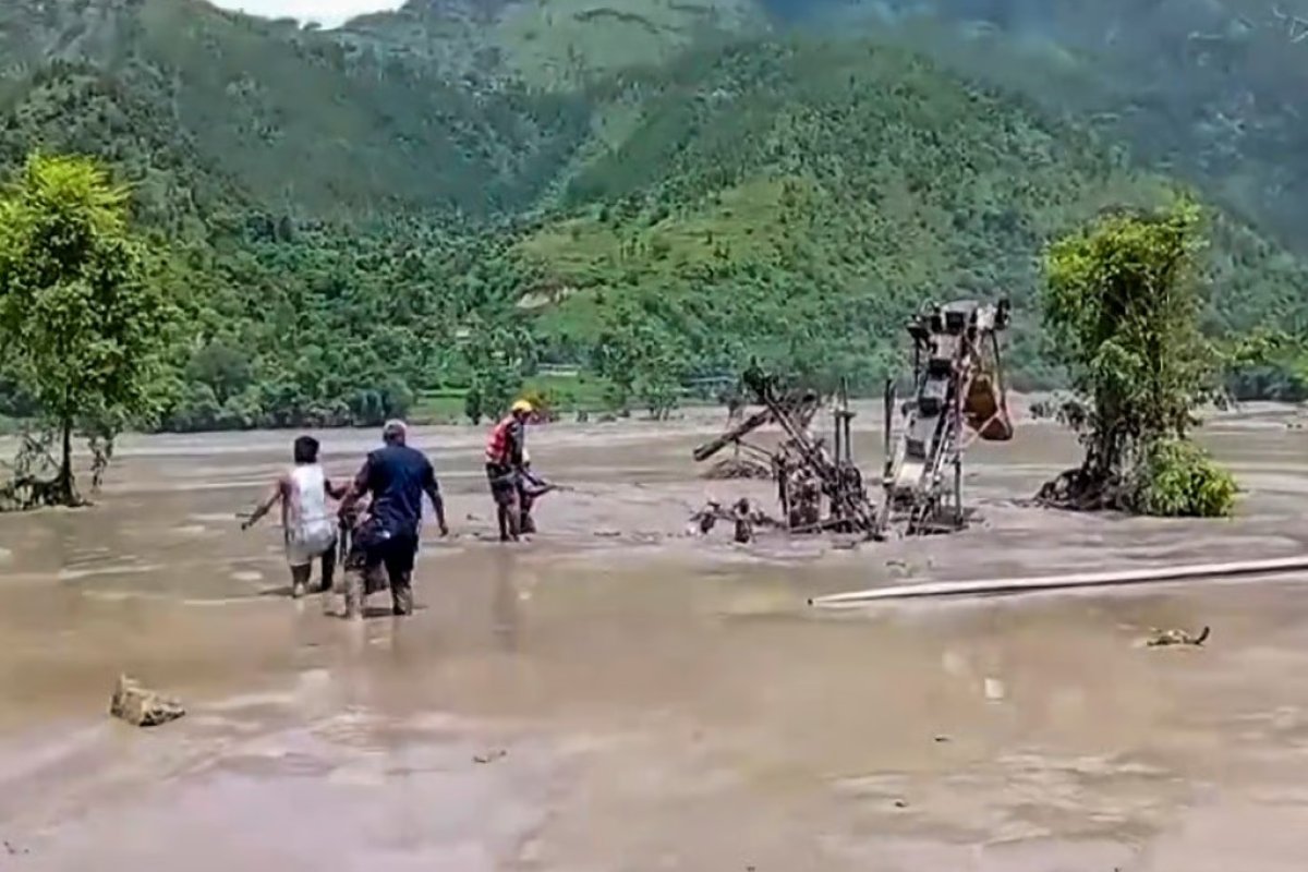 नेपाल के बाद उत्तराखंड पर मंडराया बाढ़ का संकट! 5.33 किमी पीछे खिसका खतलिंग ग्लेशियर, वैज्ञानिकों ने दी चेतावनी