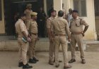 Deoria Crime News: बहन के कथित प्रेमी को रोकना भाई को पड़ा भारी, कुदाल से हमला कर किया गंभीर रूप से घायल