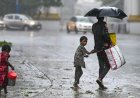 Aaj Ka Mausam 4 August: अगले 9 घंटों में आंधी-तूफान की चेतावनी, 17 राज्यों में बारिश का अलर्ट, जानें दिल्ली-NCR का हाल