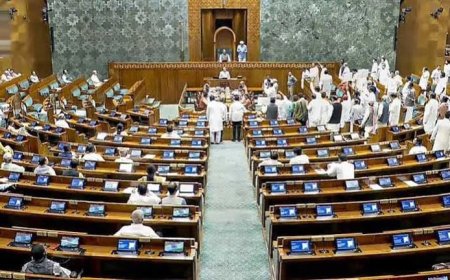 सदन में हंगामा: लोकसभा की कार्यवाही दोपहर 2 बजे तक स्थगित, राज्यसभा में कामकाज जारी