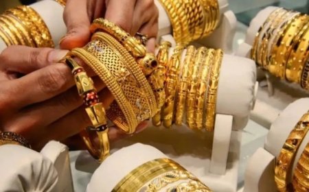 Gold Rate Today: 24, 22 और 18 कैरेट सोने के दाम जारी, चेक करें अपने शहर की गोल्ड-सिल्वर रेट लिस्ट