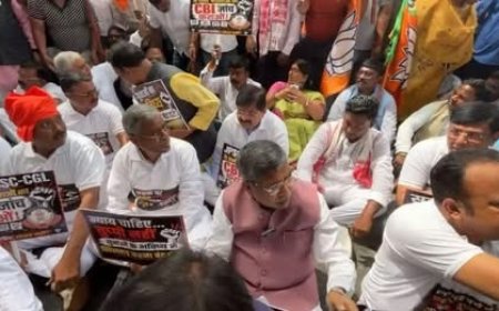 CM Hemant Soren Resignation Demand: हेमंत सोरेन के इस्तीफे की मांग पर अड़े BJP विधायक, CM आवास की सड़क पर दिया धरना