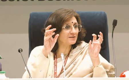 IAS Deepti Gaur Mukerjee: जानिए कौन हैं वरिष्ठ आईएएस अधिकारी दीप्ति गौड़ मुखर्जी, जिन्हें सौंपी गई उच्च शिक्षा विभाग की जिम्मेदारी