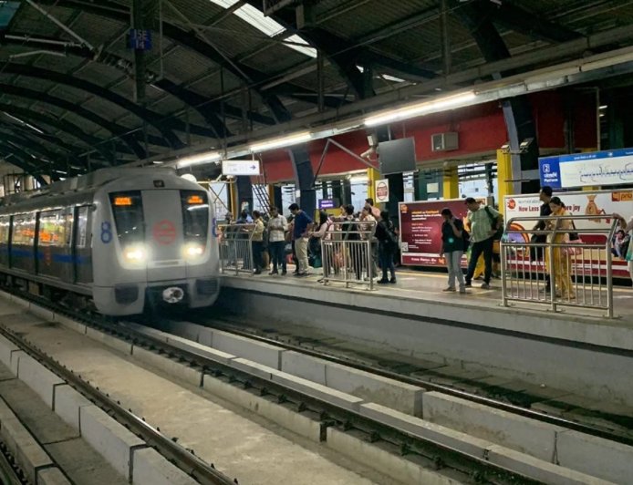 Delhi Metro Timings 15 August: स्वतंत्रता दिवस पर सुबह 4 बजे से शुरू होगी मेट्रो सेवा, DMRC ने जारी किया नया शेड्यूल