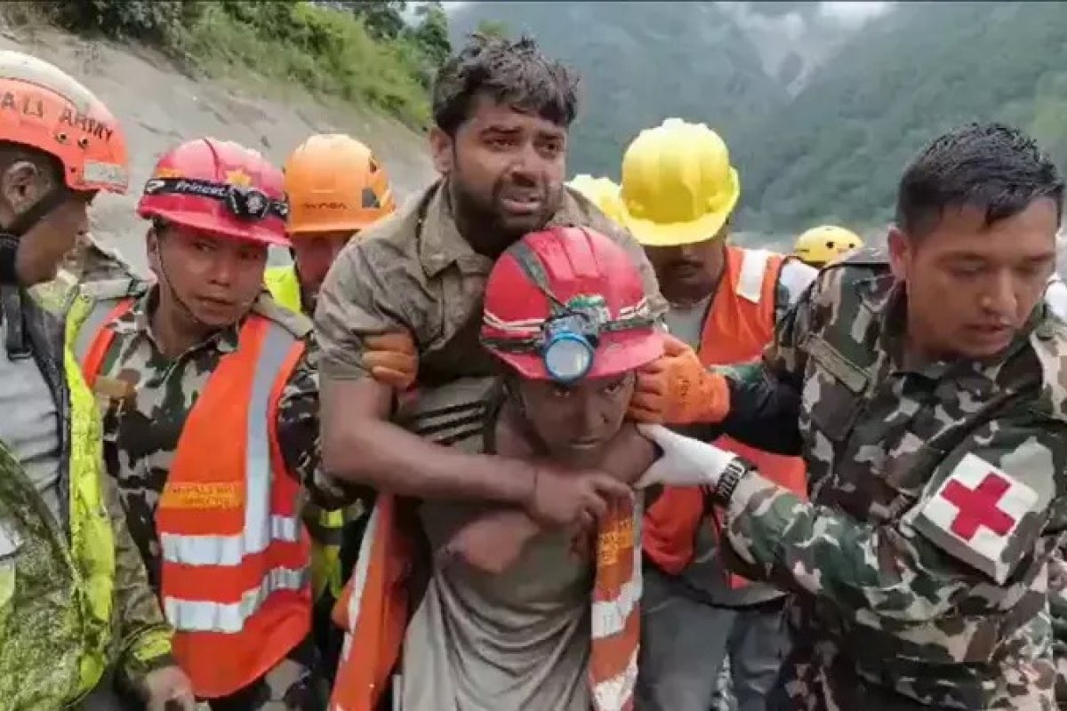 Nepal Tunnel Rescue: नेपाल टनल हादसे में 9 दिन बाद चमत्कार, जानिए कैसे मौत को मात देकर बाहर आए संजय शाह