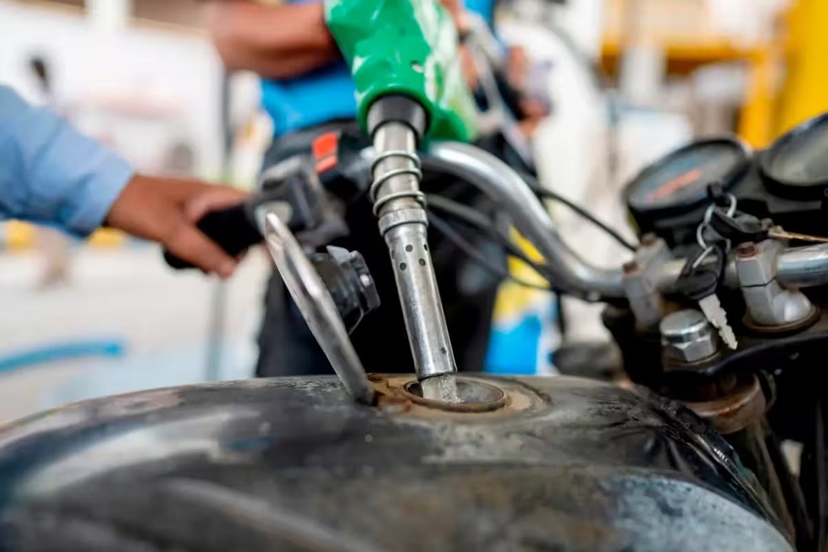 Petrol Diesel Price Today: 13 सितंबर 2026 को पेट्रोल-डीजल के भाव स्थिर, चेक करें दिल्ली, यूपी से लेकर मुंबई तक के ताजा रेट