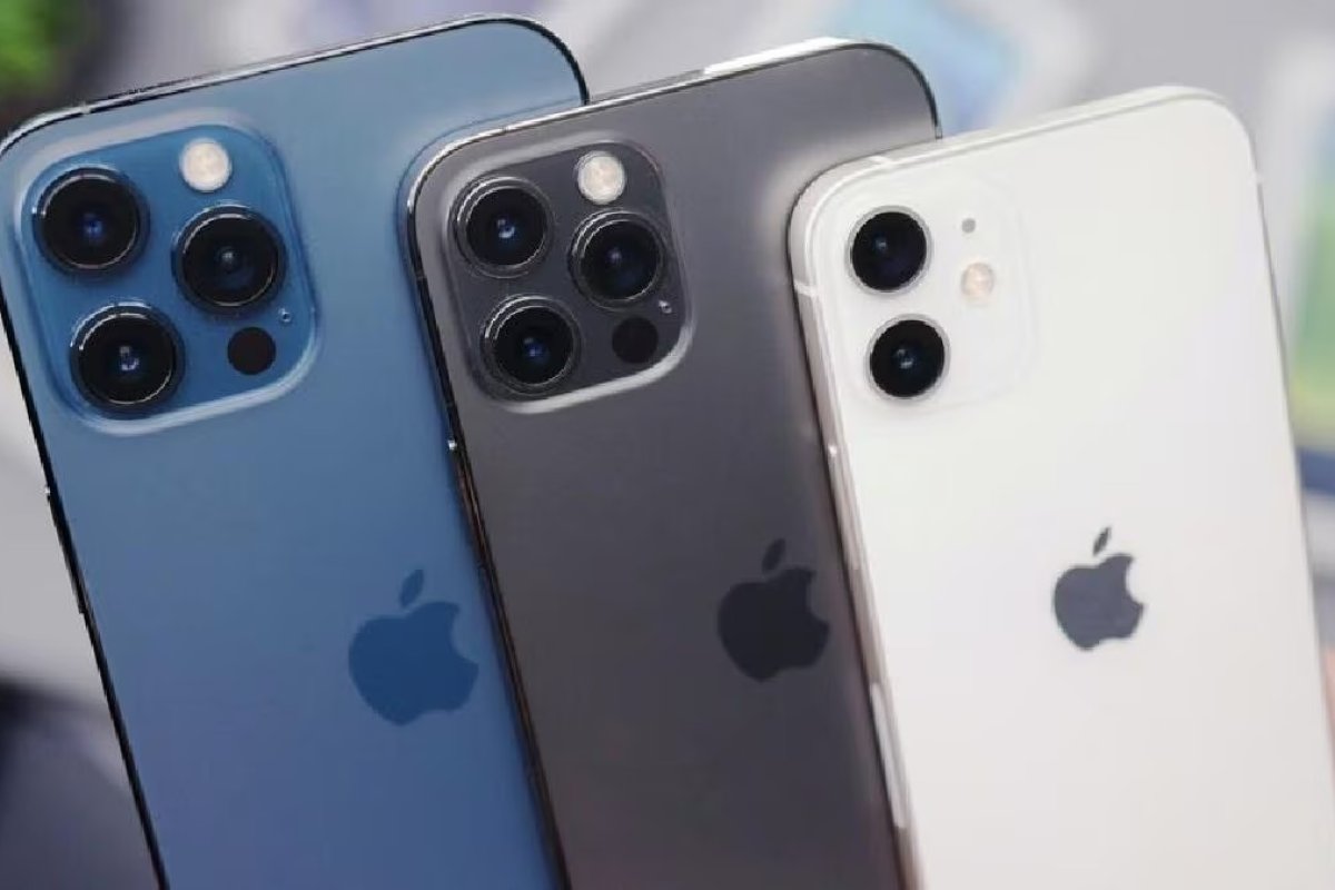 Festive Season iPhone Offers: त्योहारी सीजन से पहले आईफोन की कीमतों में बड़ी कटौती, बैंक डिस्काउंट और एक्सचेंज बोनस से आसान होगी खरीदारी