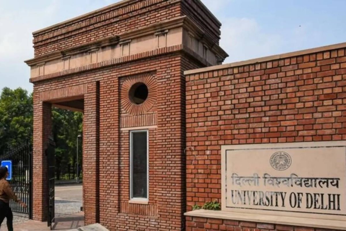 DU PhD Admission 2026: दिल्ली यूनिवर्सिटी ने बढ़ाई पीएचडी रजिस्ट्रेशन की अंतिम तिथि, 4 वर्षीय यूजी छात्रों को 16 सितंबर तक मौका