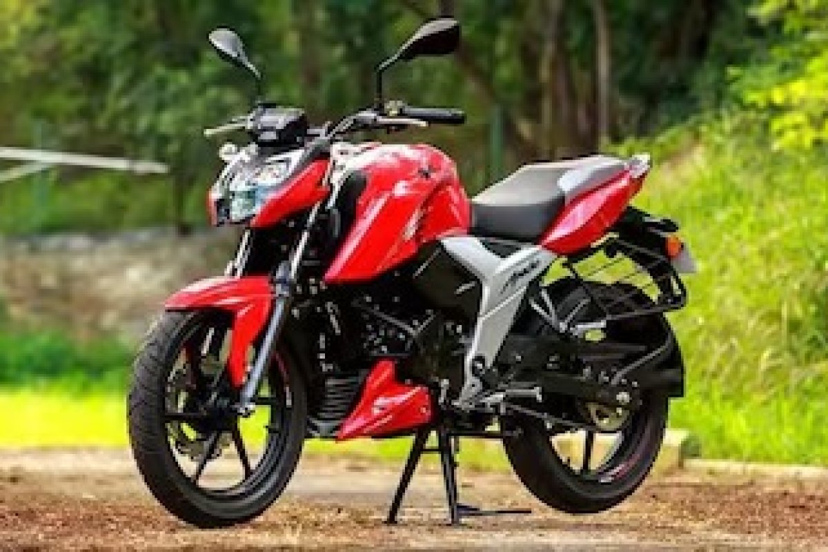 TVS Apache RTR 160 Launch: ट्रैक्शन कंट्रोल सिस्टम के साथ टीवीएस ने उतारा नया मॉडल, जानें फीचर्स और कीमत