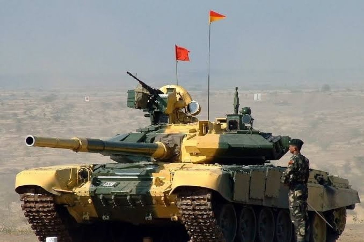 Indian Army Tanks: और ताकतवर होंगे 'अजेय' और 'भीष्म', इंजन बंद रहने पर भी T-72 और T-90 टैंक दाग सकेंगे गोला