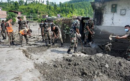 Nepal Tibet Floods: विनाशकारी बाढ़ के एक हफ्ते बाद नेपाल और तिब्बत में स्वास्थ्यकर्मियों की चुनौती, पहचान और इलाज जारी