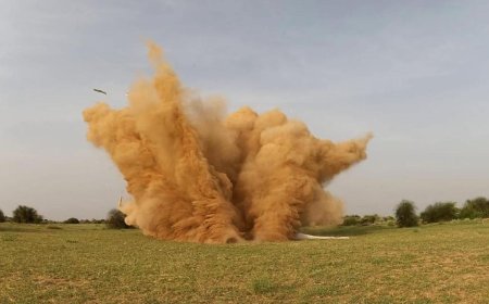 IAF Khagantak 243 Glide Bomb Trial: भारतीय वायु सेना ने लंबी दूरी के ग्लाइड बम खगांतक-243 का किया सफल ड्रॉप ट्रायल