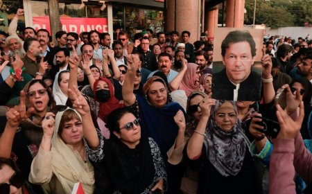 Imran Khan PTI Protest: इस्लामाबाद छावनी में तब्दील, 22 हजार सुरक्षाकर्मी तैनात; इमरान खान की रिहाई को लेकर संग्राम