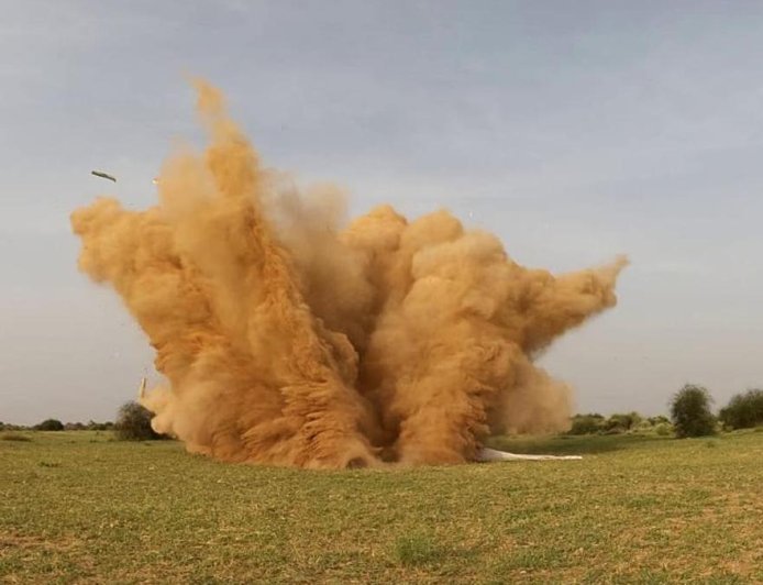 IAF Khagantak 243 Glide Bomb Trial: भारतीय वायु सेना ने लंबी दूरी के ग्लाइड बम खगांतक-243 का किया सफल ड्रॉप ट्रायल