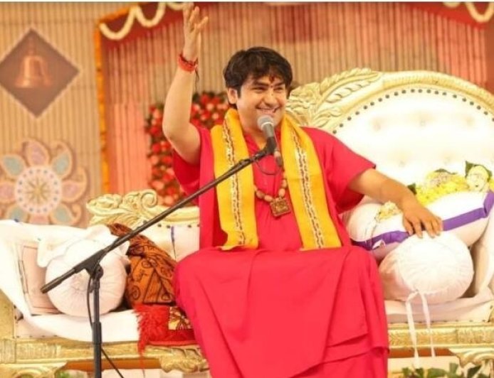 Dhirendra Shastri Statement: धीरेंद्र शास्त्री ने पाकिस्तान को लेकर क्यों दिया तीखा बयान, जानिए क्या कहा