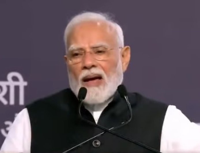 PM Modi Statement: 'दिमाग़ी नक्सल' पर बोले पीएम मोदी- 'लाल क़िले से दी थी होमियोपैथी की गोली', जानिए पूरा मामला