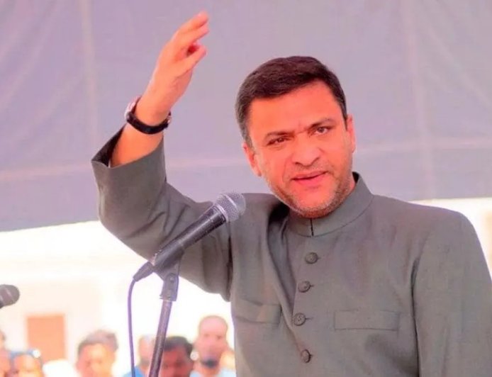 Akbaruddin Owaisi News: अकबरुद्दीन ओवैसी ने विधानसभा में की मर्यादा की अपील, कहा- 'बहनों का सम्मान जरूरी'