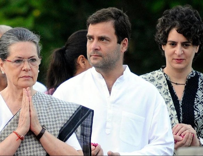 Congress Organizational Overhaul: कांग्रेस संगठन में कॉरपोरेट स्टाइल सर्जरी, आधे AICC सचिव होंगे बाहर; करीब 130 नए चेहरों को मिलेगी कमान