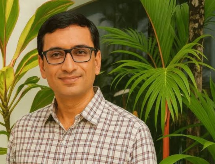 Success Story: 8 साल की IPS सेवा छोड़ कॉर्पोरेट में उतरे राजन सिंह, ऐसे खड़ा किया करोड़ों का स्टार्टअप वेंचर