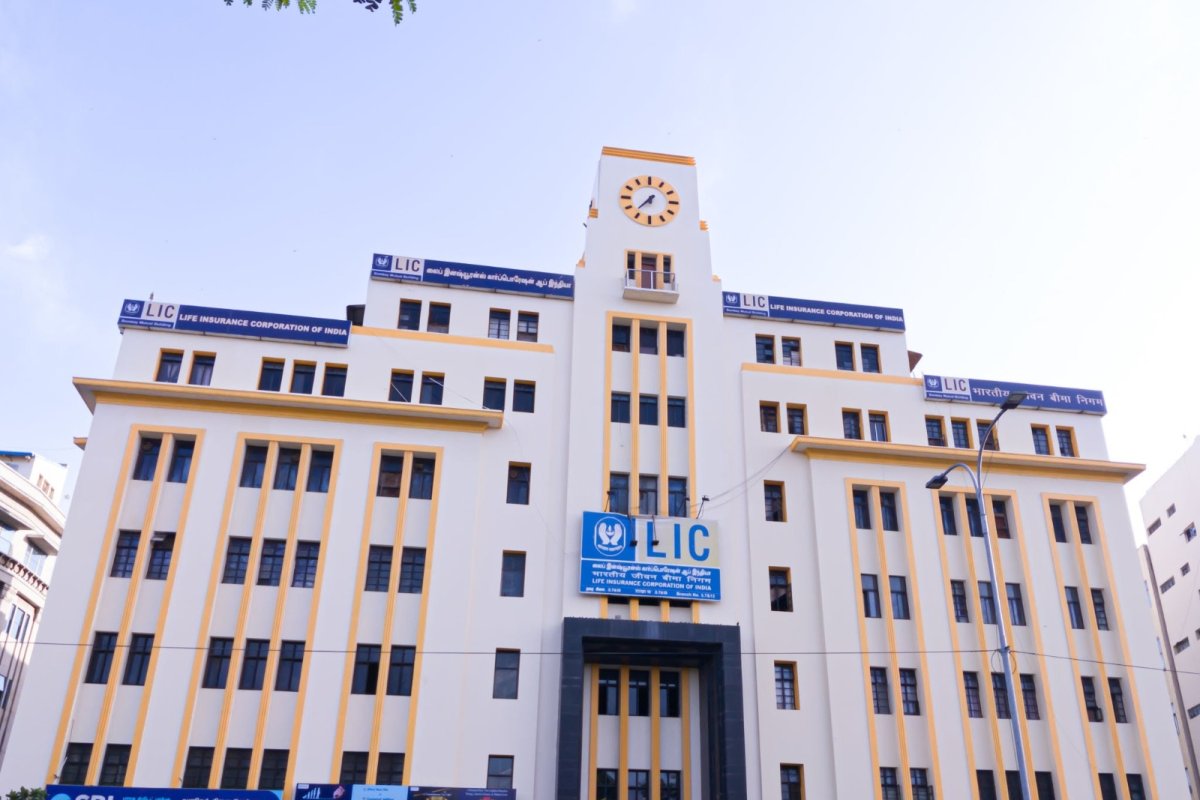Ghaziabad Consumer Court: गाजियाबाद उपभोक्ता आयोग का LIC को सख्त आदेश, नॉमिनी को 30 दिन में दें ₹10 लाख का क्लेम