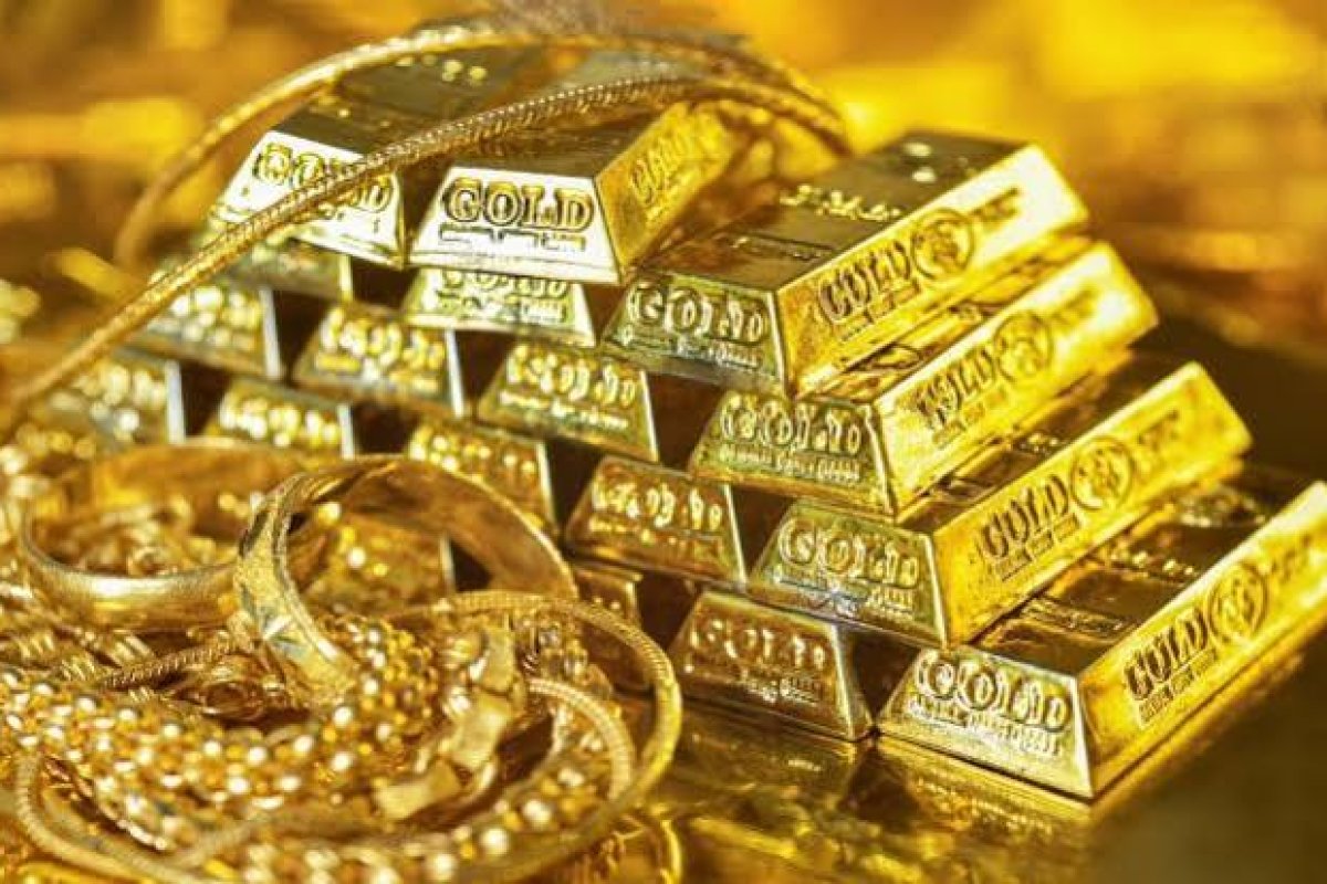Gold Silver Price 11 October 2026: नवरात्रि के पहले दिन सर्राफा बाजार में बढ़ी रौनक, स्थिर रहे सोने-चांदी के दाम; देखें 24K, 22K और 18K के ताजा रेट