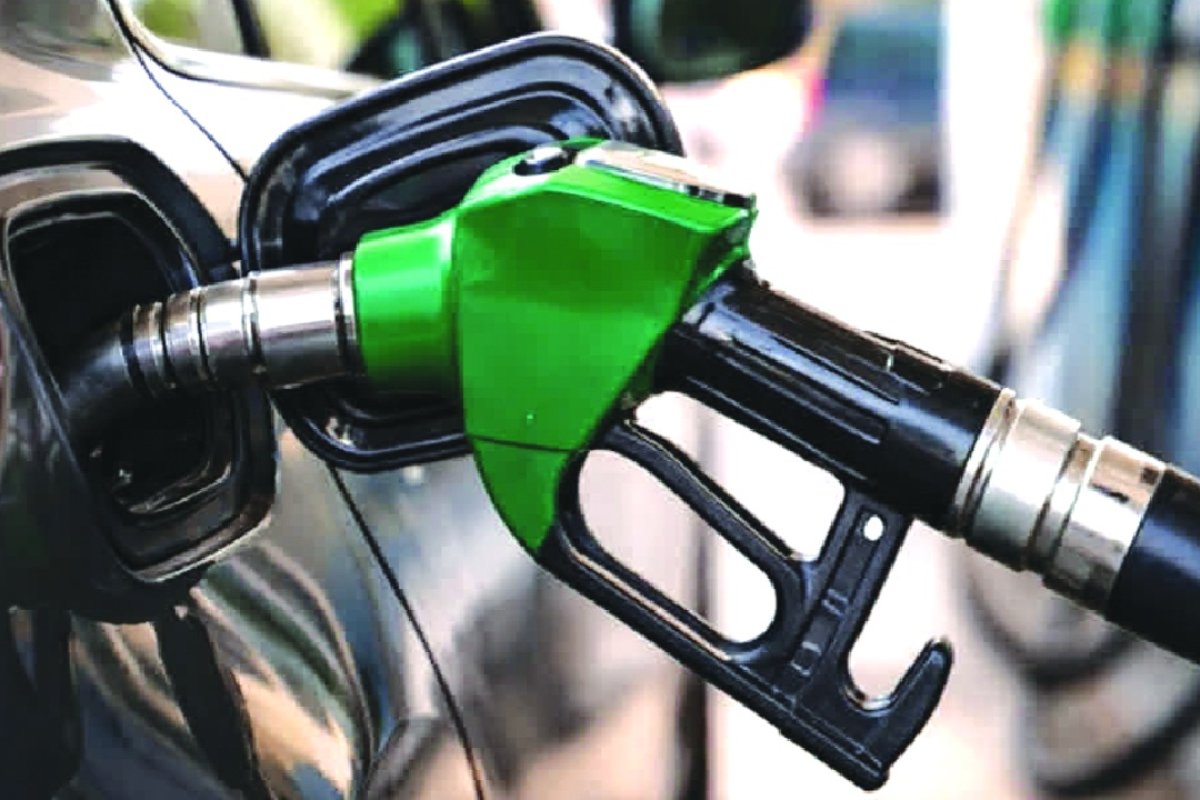 Petrol Diesel Price 11 October 2026: रविवार की सुबह जारी हुए नए रेट, जानें दिल्ली, यूपी से लेकर मुंबई तक के ताजा भाव