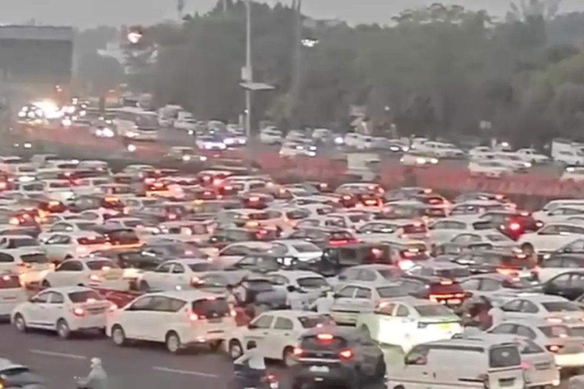 Delhi Traffic Advisory: CJP प्रोटेस्ट को लेकर दिल्ली पुलिस का अलर्ट, जंतर-मंतर, CP और मिंटो रोड सहित इन अहम रास्तों से जाने से बचें