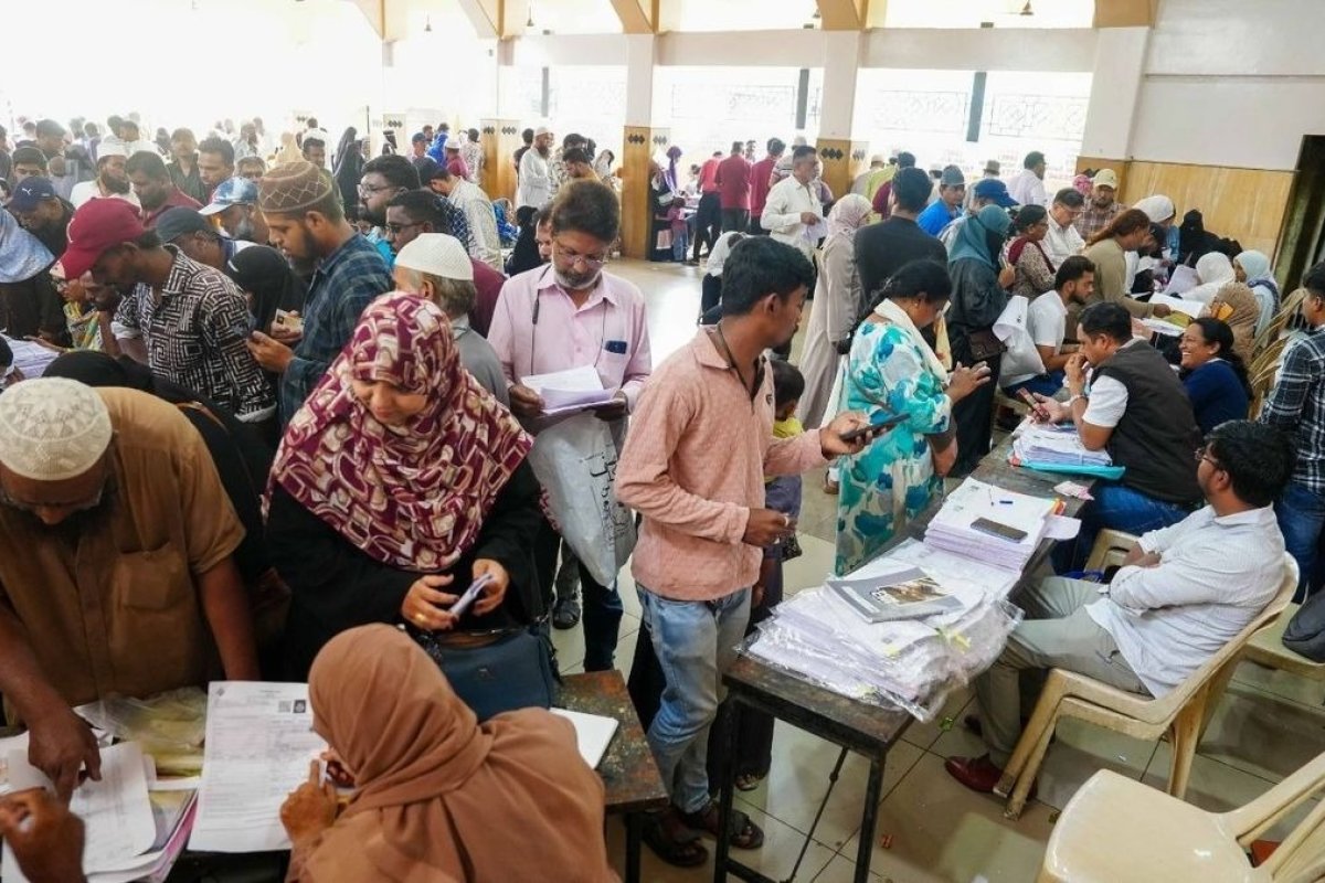 Delhi Voter List Update - 47.56 लाख नाम कटने के बाद केवल 2.71 लाख आवेदन, 30 अक्टूबर तक मौका