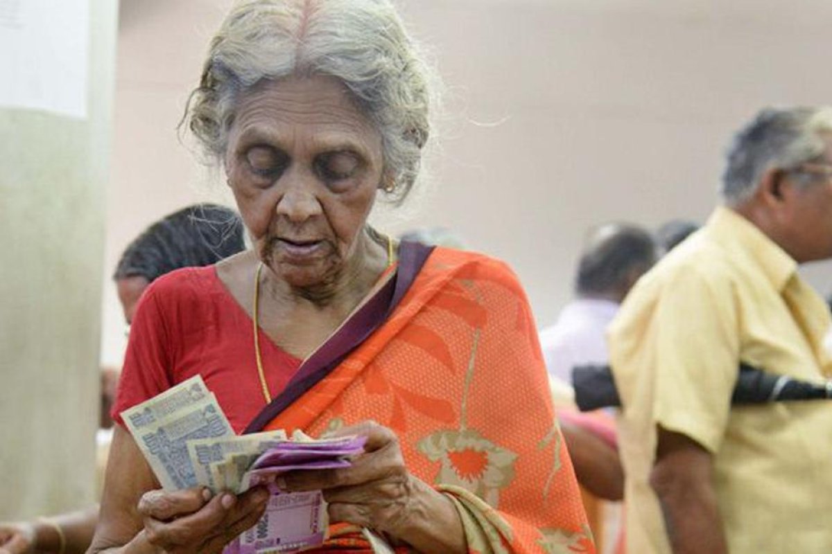 Senior Citizen Welfare Scheme - बुजुर्गों की देखभाल के लिए केंद्र ने जारी किए ₹77.98 करोड़, 755 प्रोजेक्ट्स को मिली ग्रांट